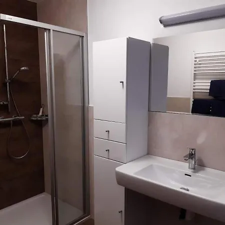 Apartman Grosszuegiges Georg Mayrhofen Barrierefrei Hollenzen