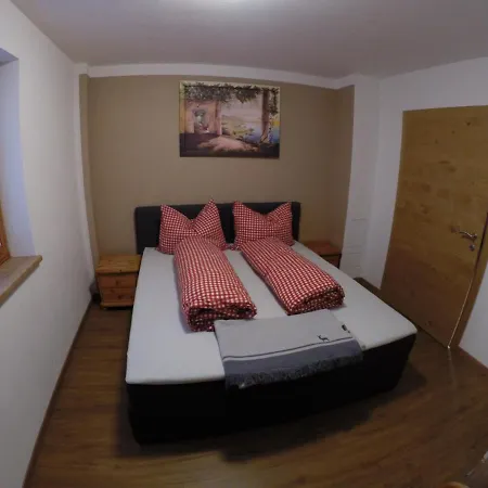 公寓 Grosszuegiges Georg Mayrhofen Barrierefrei Hollenzen