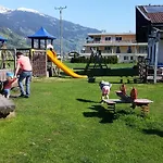 Grosszuegiges Georg Mayrhofen Barrierefrei Lägenhet Hollenzen